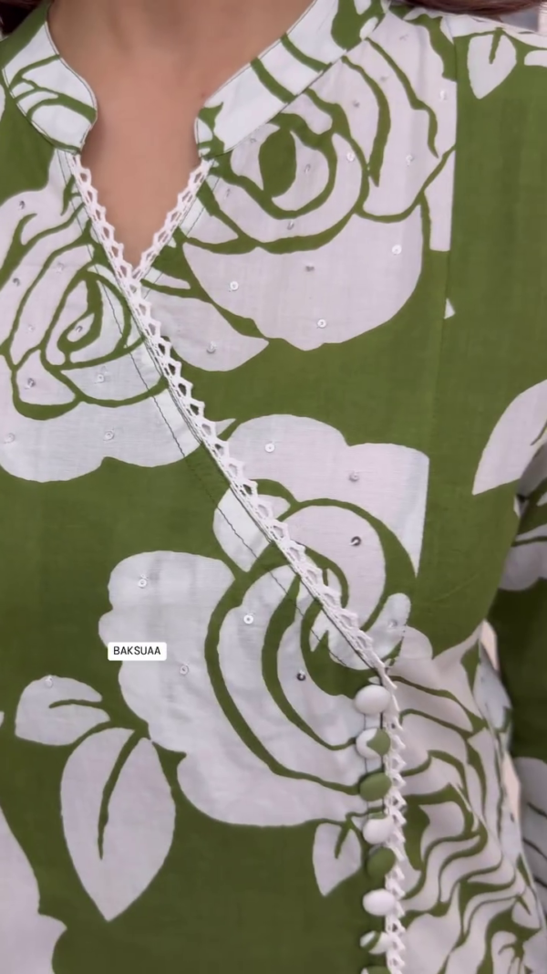 Olive Green and White Floral Printed Cotton Kurta Set with Asymmetric Lace Detailing, Side Fabric Buttons, Subtle Sequin Embellishments, and 3/4th Sleeves Perfect for Casual and Semi-Formal Wear - Image 2