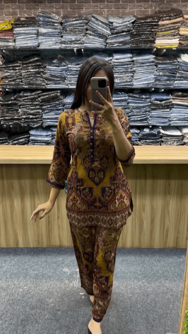 Printed Mandarin Collar Top & Trousers Co-Ords Set
