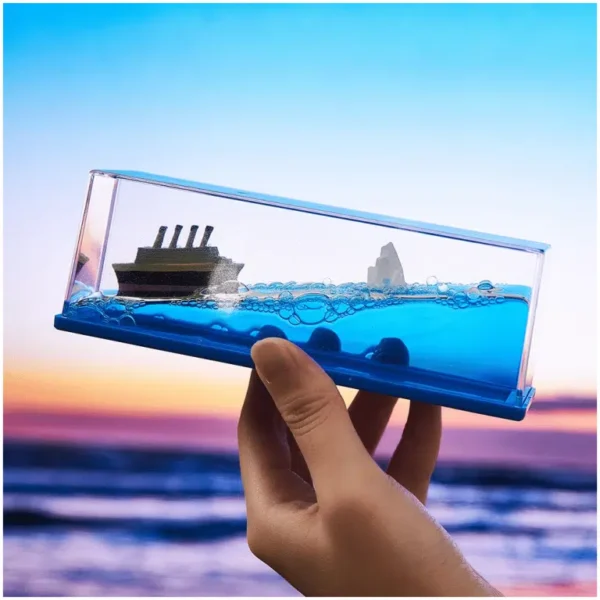Creative Unsinkable Boat Decor - Image 4