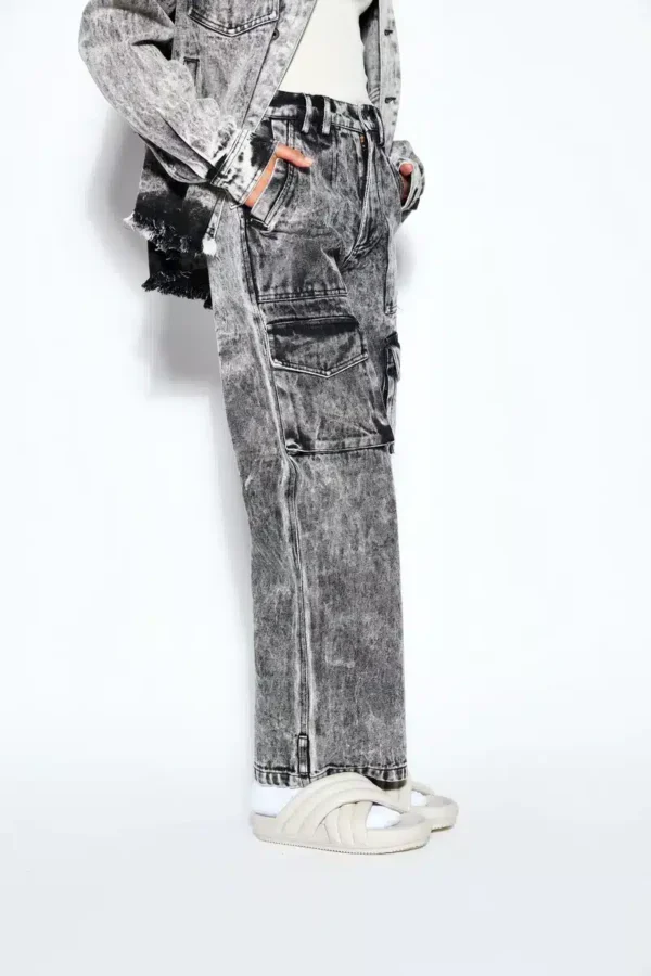 90s Baggy Denim Cargo Jeans- White - Image 2